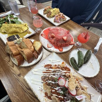 Madres Brunch - Breakfast & Brunch Near Me - Whittier, California Madres Brunch - Breakfast & Brunch Near Me - Whittier, California