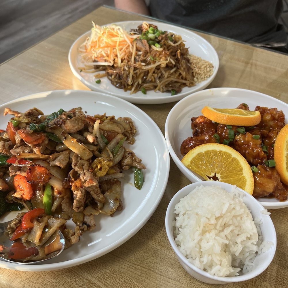 Hae Ha Thai - Phad Thai Orange Chicken Phad See Ew - Thai Near Me - Kennewick, Washington Hae Ha Thai - Phad Thai Orange Chicken Phad See Ew - Thai Near Me - Kennewick, Washington