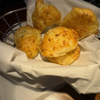Red Lobster - If you don't know then ur under a cave - Seafood Near Me - Lincolnwood, Illinois
