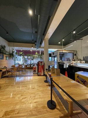 tommy's by null