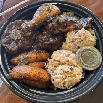 Back A Yard Caribbean Grill - Caribbean Near Me - Campbell, California