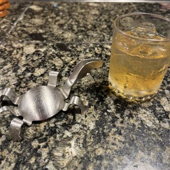 Henry's Pub - Tap turtle and Whiskey - American Near Me - Loveland, Colorado