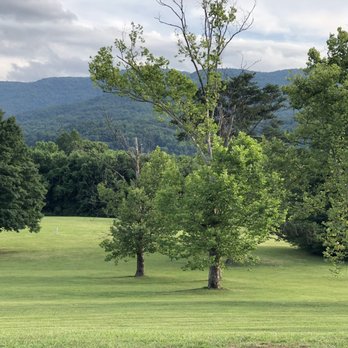 Rickard Ridge BBQ - View - Barbeque Near Me - Caryville, Tennessee