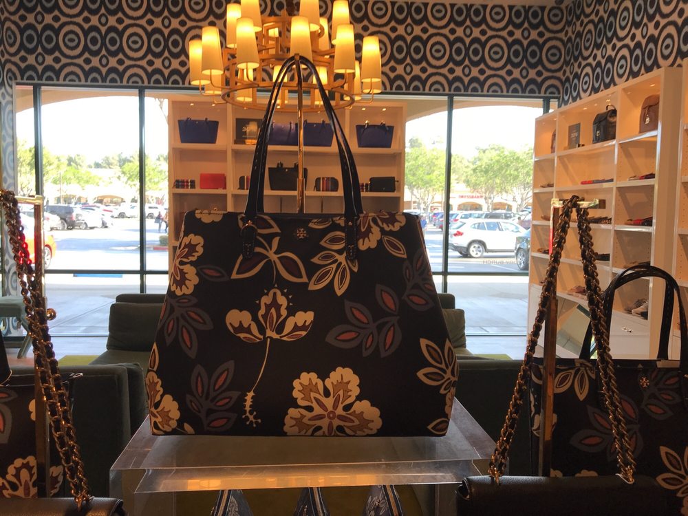 Tory Burch Purse Outlet Camarillo Ca Hours Today