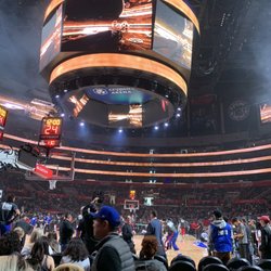 LA Clippers - Warming up