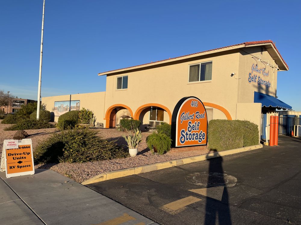 GILBERT ROAD SELF STORAGE Updated August 2024 11 Photos & 21 Reviews 405 N Gilbert Rd