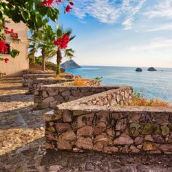 JD&H Travels - Dream Vacations - The coastal city of Mazatlán, Mexico is just across the Gulf of California. Let our travel agents plan your vacation to Mexico.  JD&H Travel