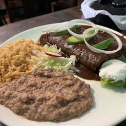 Enchiladas De Mole