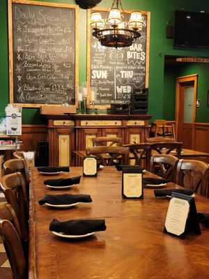 Gillespie's Irish Tavern & Kitchen by null