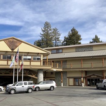 Holiday Inn The Lodge at Big Bear Lake - Big Bear, CA