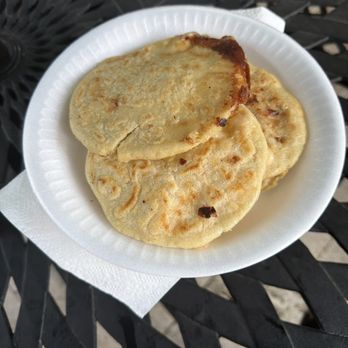 Lorena's Pupusas - Pupusa revuelta, queso y loroco - Caterers Near Me - Los Angeles, California Lorena's Pupusas - Pupusa revuelta, queso y loroco - Caterers Near Me - Los Angeles, California