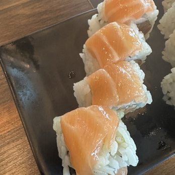 Its Sushi - Alaskan Roll - Sushi Bars Near Me - Sacramento, California Its Sushi - Alaskan Roll - Sushi Bars Near Me - Sacramento, California