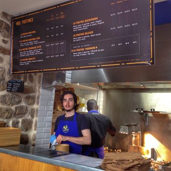 Maison de la Poutine - Great service, clean place! - Fast Food Near Me - Paris, 75