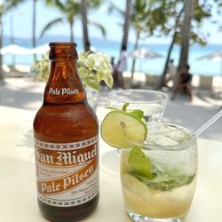 Henann Palm Beach Resort - San Miguel Beer & Mojito at Palm Restaurant