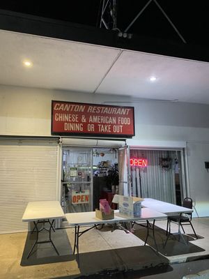 Canton Restaurant by null