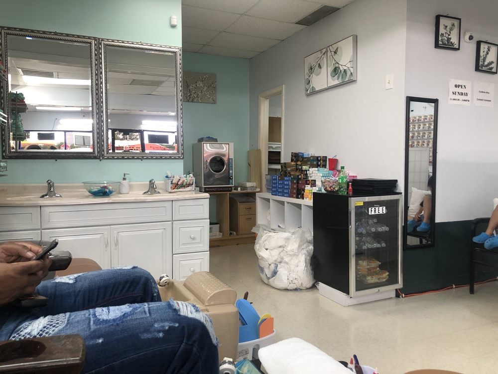 KAYLIE’S NAILS Updated August 2024 502 Acton Rd, Marksville