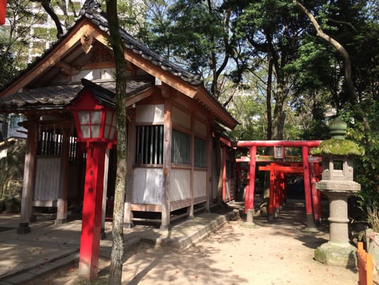 Sumiyoshi Shrine by null