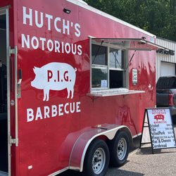 Hutch’s Notorious Pig Bbq - Food trailer setup.