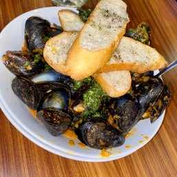 Mussels in red Mussels in red