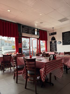 Mama D's Original Italian Restaurant - Hermosa Beach by null