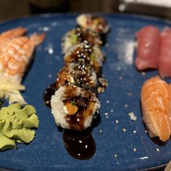 Blue Sushi Sake Grill - Nigiri Platter