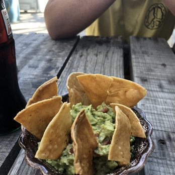 El Portal - Chips and guac- guac is made when ordered - Mexican Near Me - Rosarito, BCN El Portal - Chips and guac- guac is made when ordered - Mexican Near Me - Rosarito, BCN