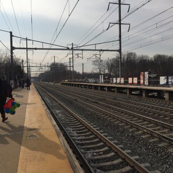 Princeton Junction - NJ Transit - The tracks facing south. (12/17/2017) - Public Transportation Near Me - Princeton Junction, New Jersey Princeton Junction - NJ Transit - The tracks facing south. (12/17/2017) - Public Transportation Near Me - Princeton Junction, New Jersey