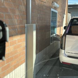 Walgreens - Drive thru