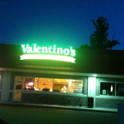 Valentino's Pizzeria & Restaurant - At night