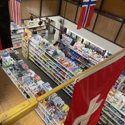Carl's Pharmacy