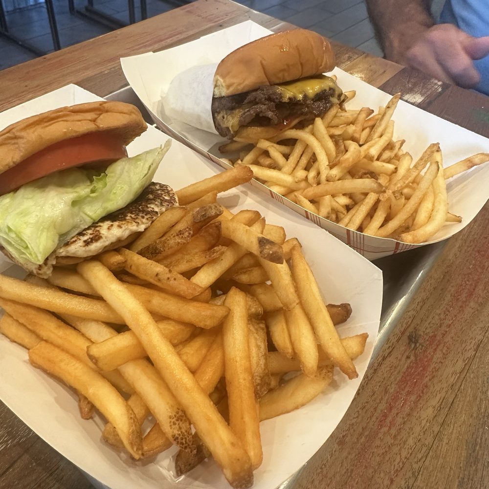 Bun Buddies - Single Patty Chicken burger and double patty beef burger. Skinny and regular fries - Burgers Near Me - Wood-Ridge, New Jersey Bun Buddies - Single Patty Chicken burger and double patty beef burger. Skinny and regular fries - Burgers Near Me - Wood-Ridge, New Jersey