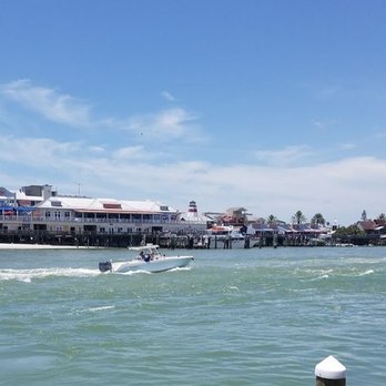 Madeira Beach - Johns pass, madeira beach - Beaches Near Me - Madeira Beach, Florida