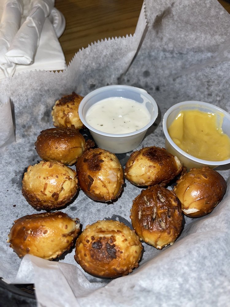 CEDAR CHEST Updated September 2024 31 Reviews 33350 County Road 3