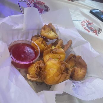 Hot N Cajun - Seafood Near Me - New Orleans, Louisiana Hot N Cajun - Seafood Near Me - New Orleans, Louisiana