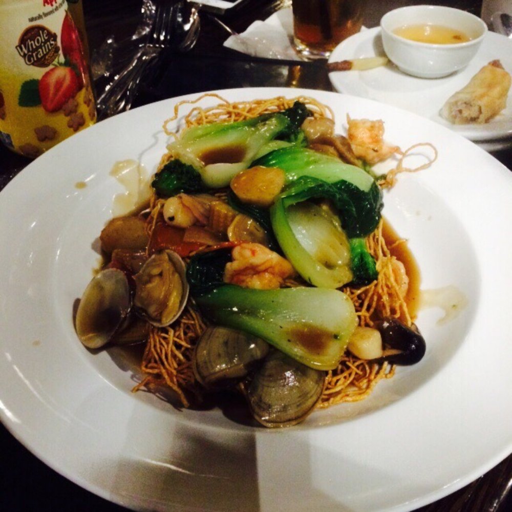 Blu Basil Wine & Grill - Chicken curry noodles. - Vietnamese Near Me - Lafayette, Louisiana Blu Basil Wine & Grill - Chicken curry noodles. - Vietnamese Near Me - Lafayette, Louisiana