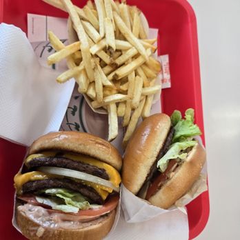 In-N-Out Burger - Burgers Near Me - Denver, Colorado In-N-Out Burger - Burgers Near Me - Denver, Colorado