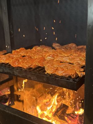 Hecho Al Carbon by null