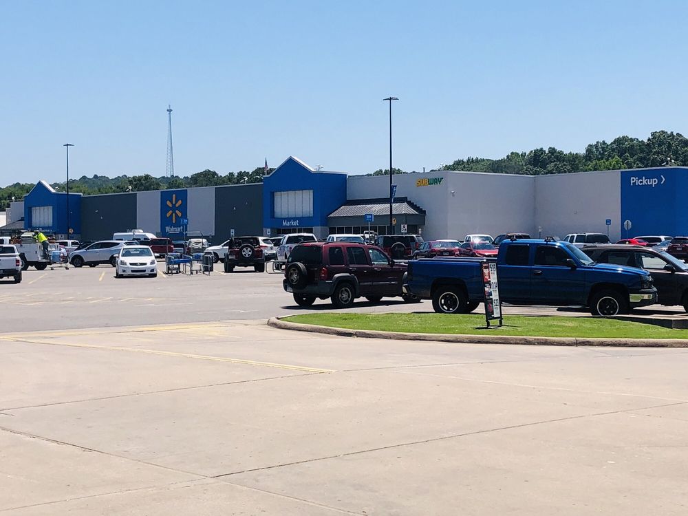 WALMART SUPERCENTER Updated July 2024 11 Photos 230 Market St