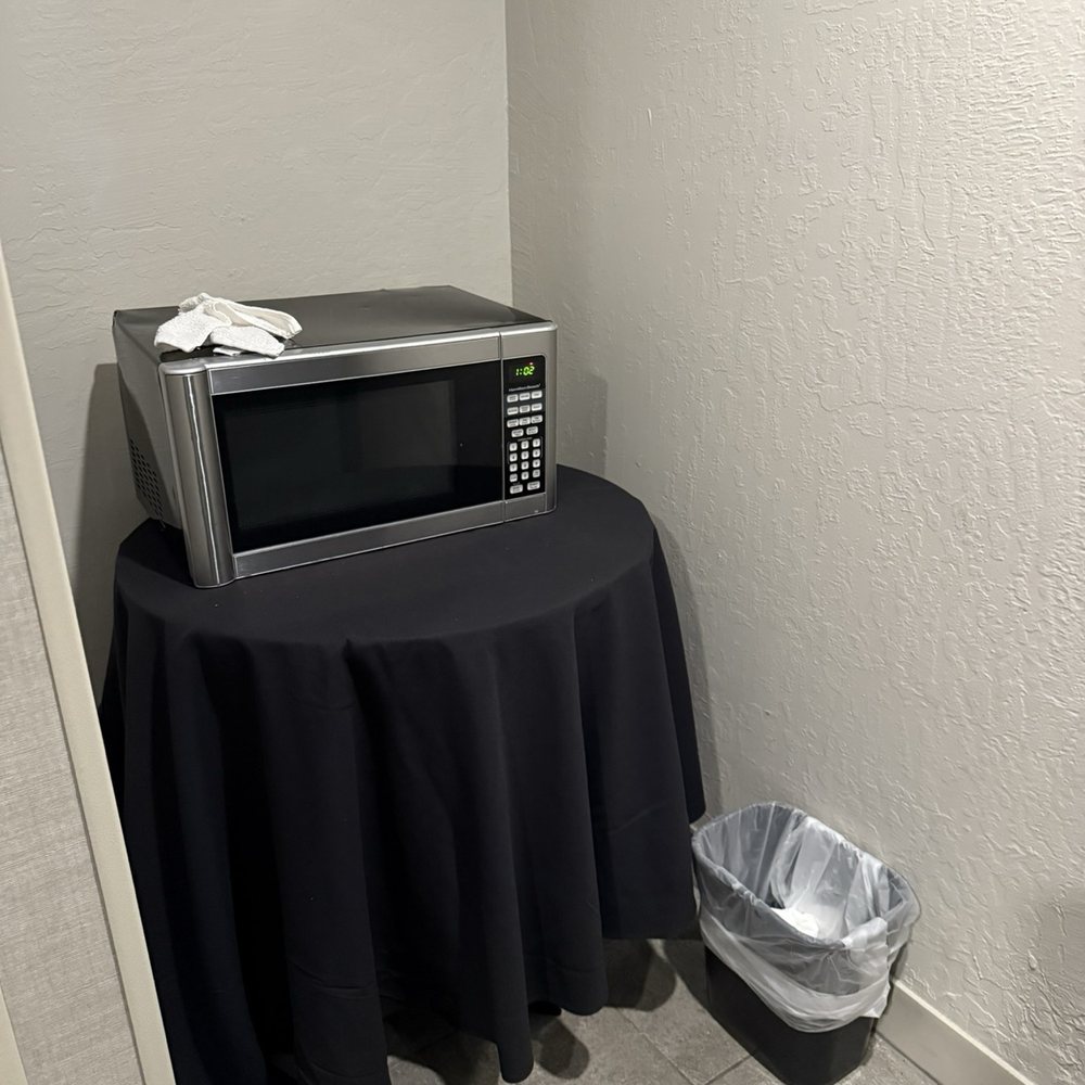 Hyatt Regency Phoenix - Microwave across from the ice machine on my floor - Hotels Near Me - Phoenix, Arizona Hyatt Regency Phoenix - Microwave across from the ice machine on my floor - Hotels Near Me - Phoenix, Arizona