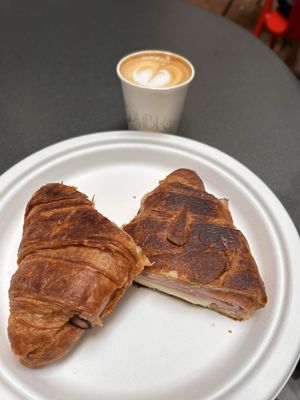 Café Cuatro Sombras by null