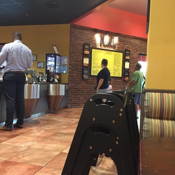 Newk's Eatery - Pizza Near Me - Montgomery, Alabama