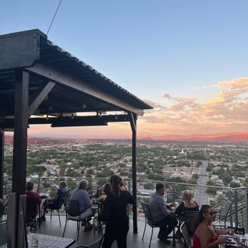 Cliffside Restaurant - Outside area - American Near Me - St George, Utah