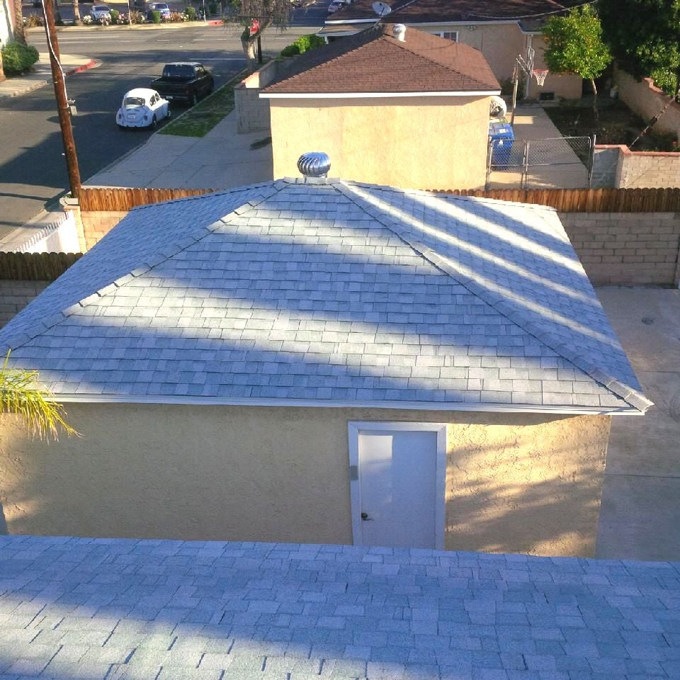 Slide of Modern Roofing Inc