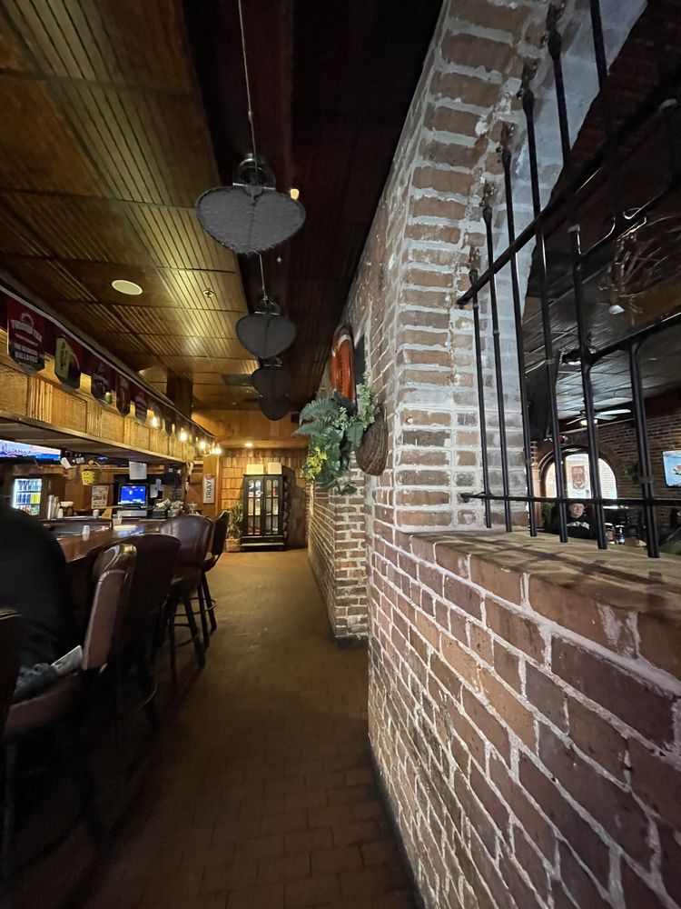 Dubs Pub