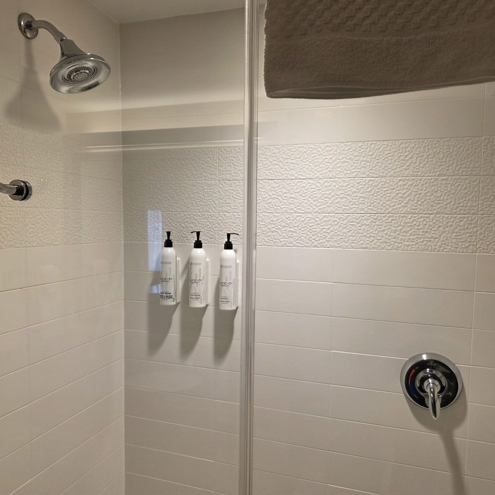 Fairfield by Marriott Inn & Suites DuBois - Walk-in shower (no tub) with water control near shower entry. - Hotels Near Me - DuBois, Pennsylvania Fairfield by Marriott Inn & Suites DuBois - Walk-in shower (no tub) with water control near shower entry. - Hotels Near Me - DuBois, Pennsylvania