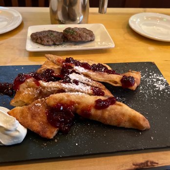 Tilikum Place Cafe - New American Near Me - Seattle, Washington