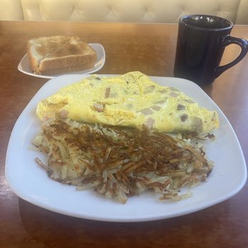 41 Diner - Meat Lover's Omelet - Diners Near Me - Fort Myers, Florida 41 Diner - Meat Lover's Omelet - Diners Near Me - Fort Myers, Florida