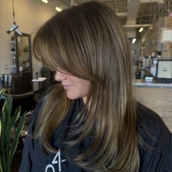 AOC Salon