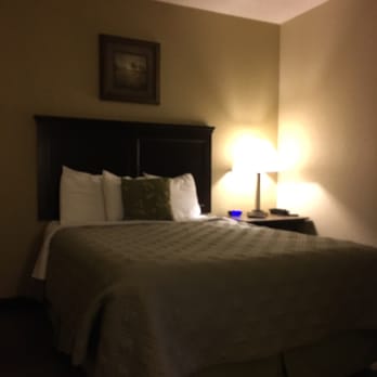 Grand View Inn & Suites - Bed feels nice and firm but I forgot my pillow. - Hotels Near Me - Branson, Missouri Grand View Inn & Suites - Bed feels nice and firm but I forgot my pillow. - Hotels Near Me - Branson, Missouri