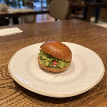 GAIL's Bakery Soho - Avocado Sandwich - Bakeries Near Me - London, XGL